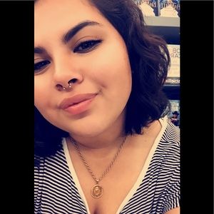 Meet your Posher, Carmen